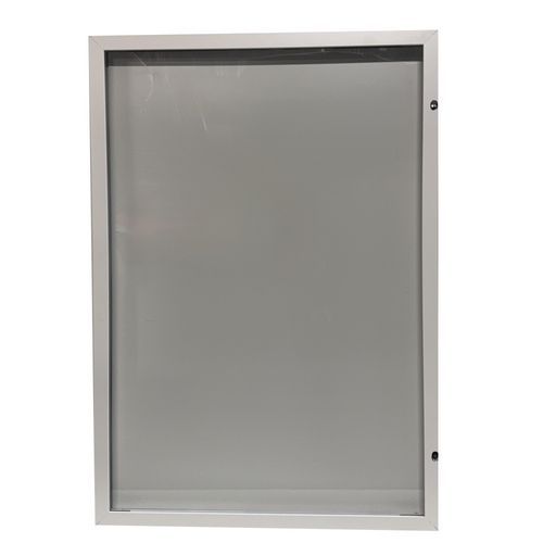Buitenvitrine met draaideur - aluminium achterwand - wit frame - AME