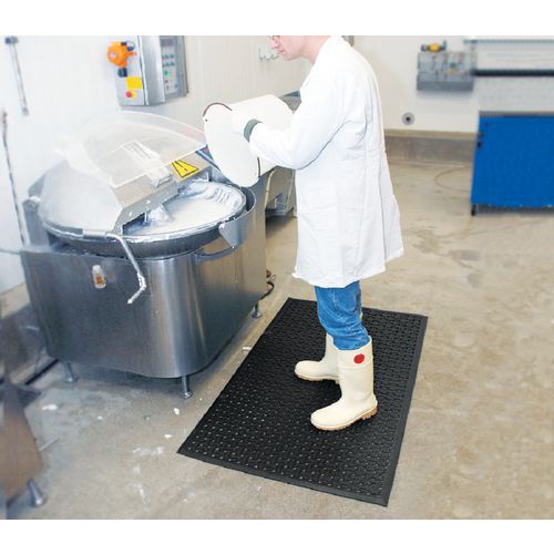 Caillebotis antidérapant réversible nitrile - Notrax Caillebotis antidérapant réversible nitrile - Notrax