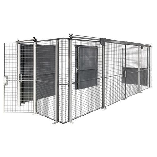Porte pour cloison grillagée en zone d'entrepôt - Manorga Porte pour cloison grillagée en zone d'entrepôt - Manorga