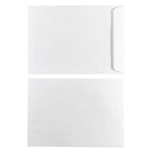 Envelop van wit kraftpapier, zelfklevend Envelop van wit kraftpapier, zelfklevend