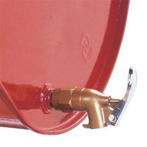 Robinet pour fût à fermeture automatique - Étanche et homologué FM - Justrite Robinet pour fût à fermeture automatique - Étanche et homologué FM - Justrite