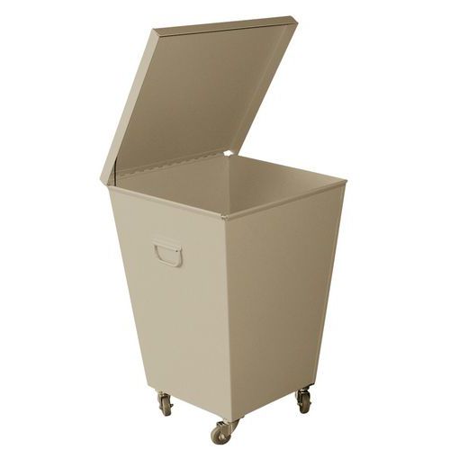 model 62 L met deksel en wieltjes model 62 L met deksel en wieltjes