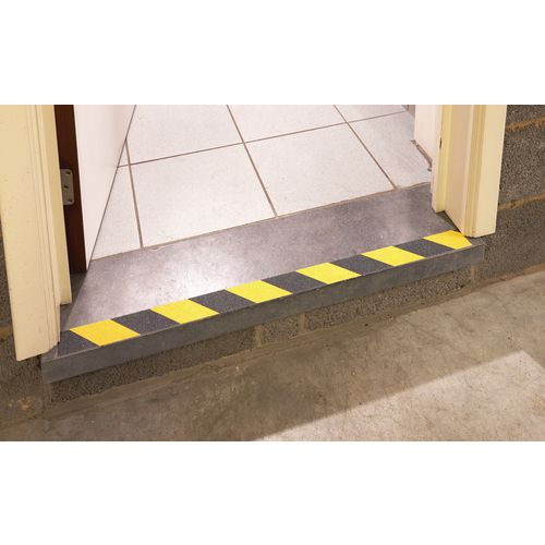 Signalisatietape zelfklevend - Mottez Signalisatietape zelfklevend - Mottez