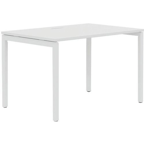 Bureau droit 140 cm pieds U Misao - Manutan Expert